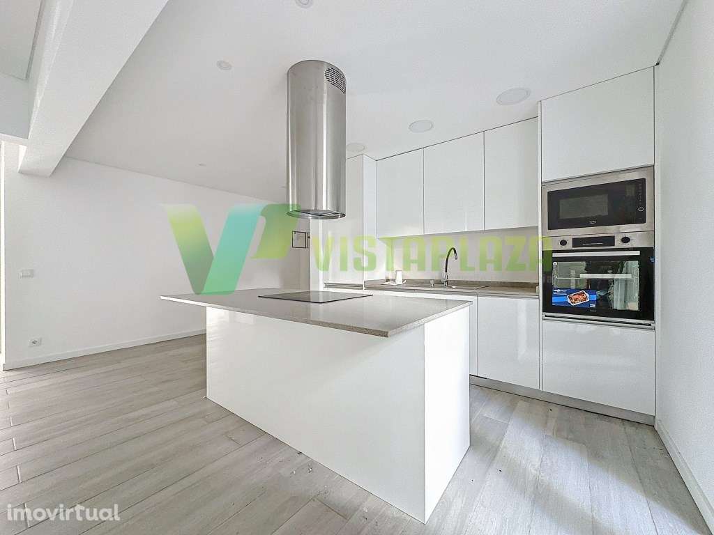 Apartamento T3 Completamente Remodelado em Portimão - Grande imagem: 5/19