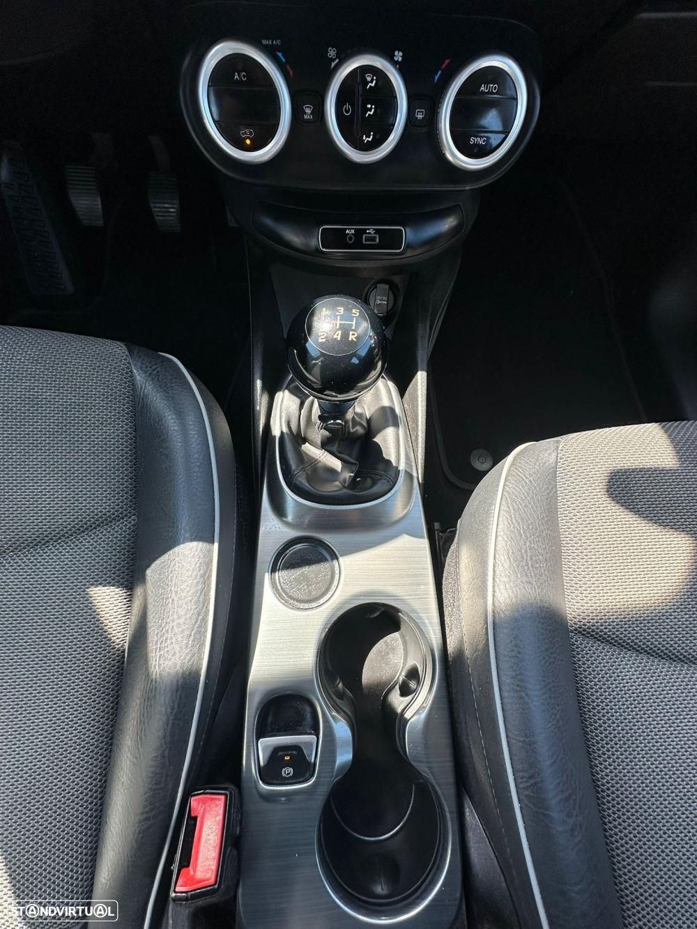 Fiat 500X 1.3 MJ Lounge S&S - 8