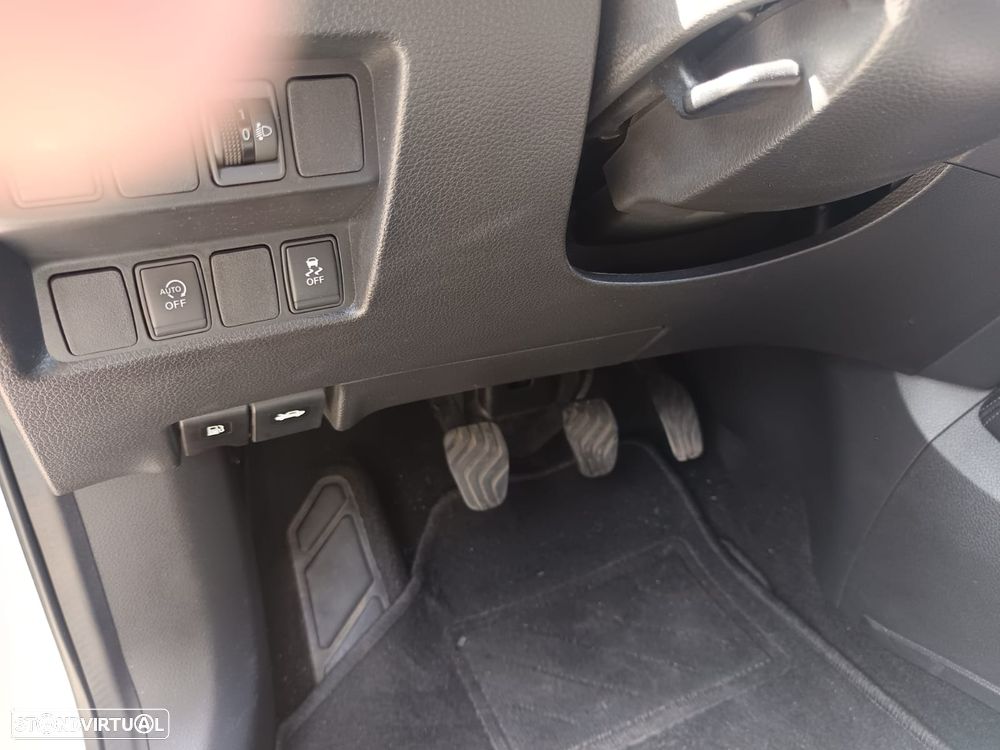 Nissan Qashqai 1.5 dCi N-Connecta 18 PS - 13