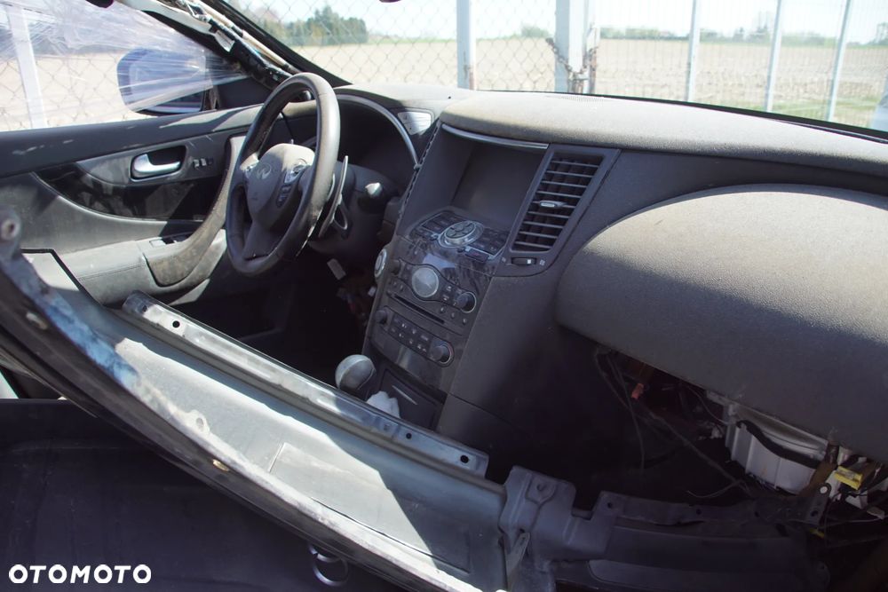 Auto na części - Infiniti FX30d S II 3.0 D 238 KM V9X RE7R01A GAC 2013R Silnik Skrzynia Zderzak Drzwi Klapa Lampa Relingi Szyby Lusterko Klamka Deska Kokpit Sterownik Moduł Czujnik Licznik Wyświetlacz Panel Kierownica - 14