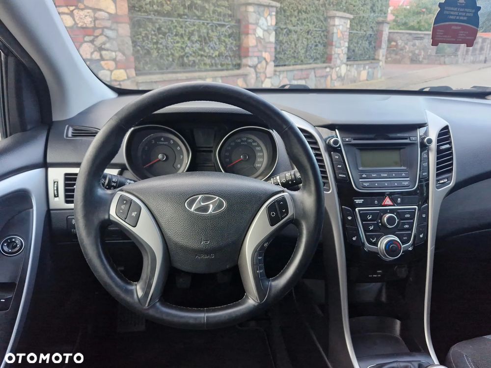 Hyundai i30 - 33