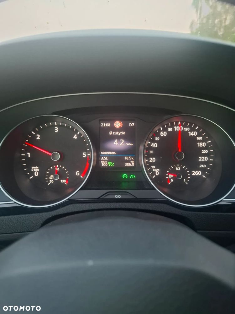 Volkswagen Passat 2.0 TDI (BlueMotion Technology) DSG Comfortline - 31