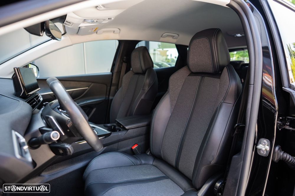 Peugeot 3008 1.6 Hybrid Allure e-EAT8 - 8