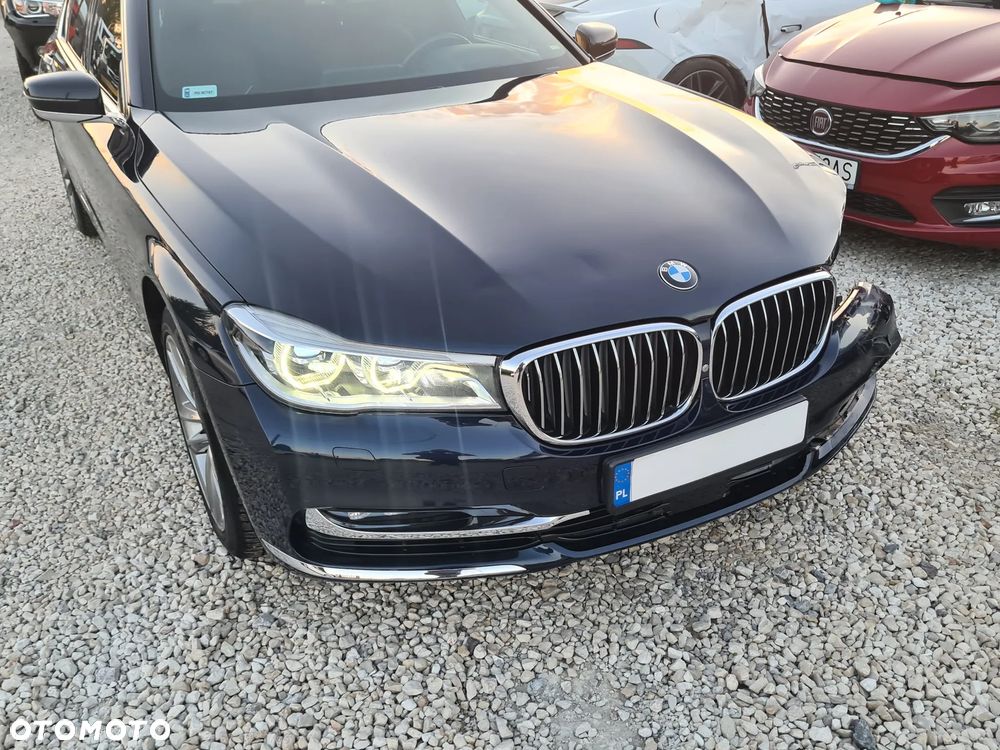 BMW Seria 7 750Ld xDrive - 17