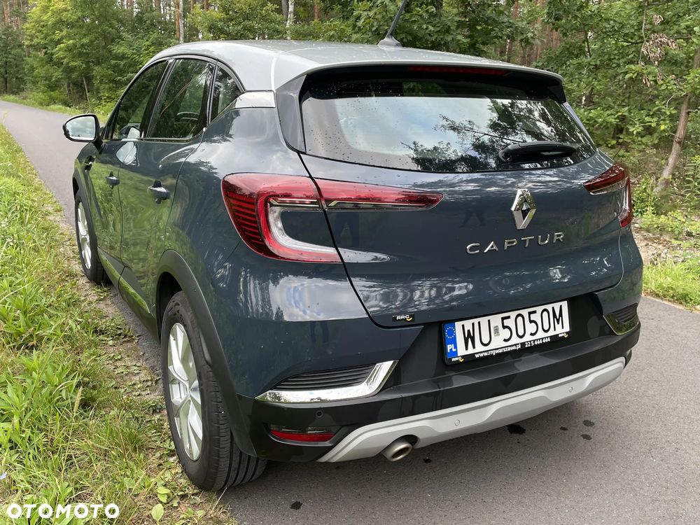 Renault Captur 1.3 TCe mHEV Intens EDC - 4