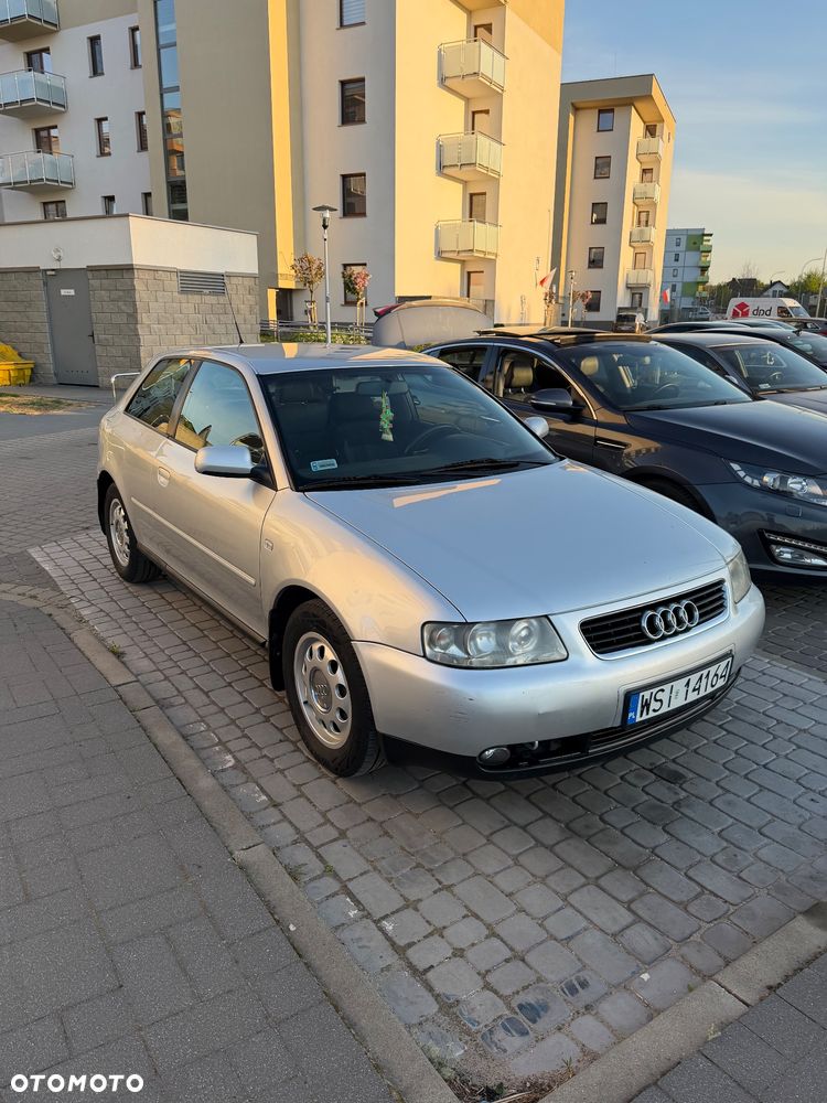 Audi A3 3-drzwiowe 1.9 TDI Ambition - 1