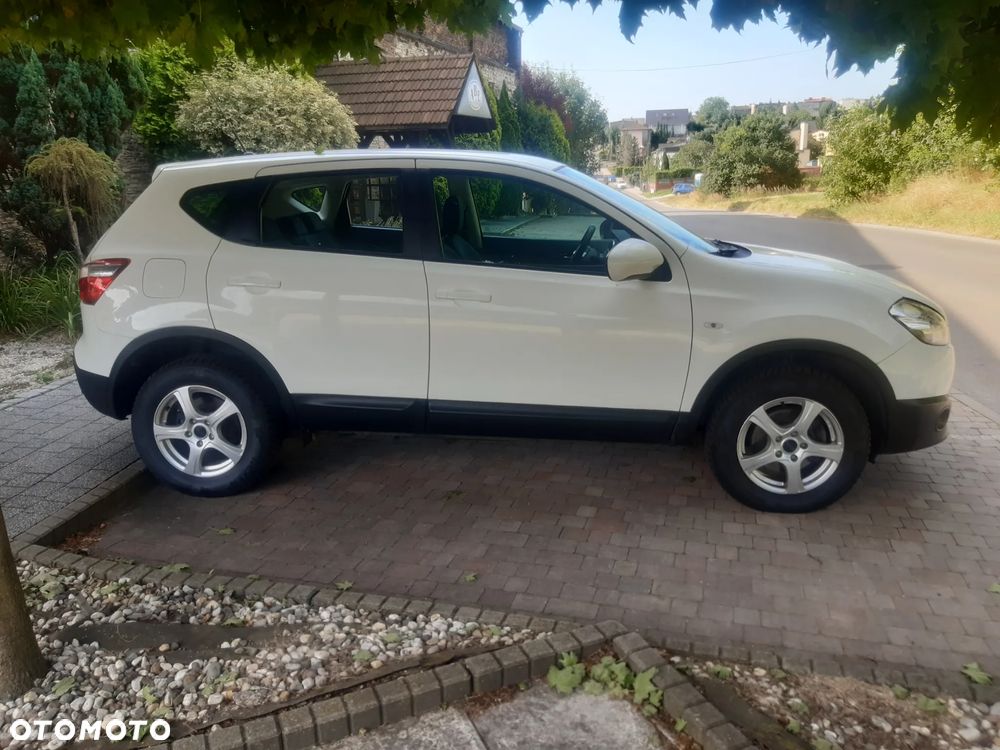 Nissan Qashqai 1.6 DCi N-Connecta - 15