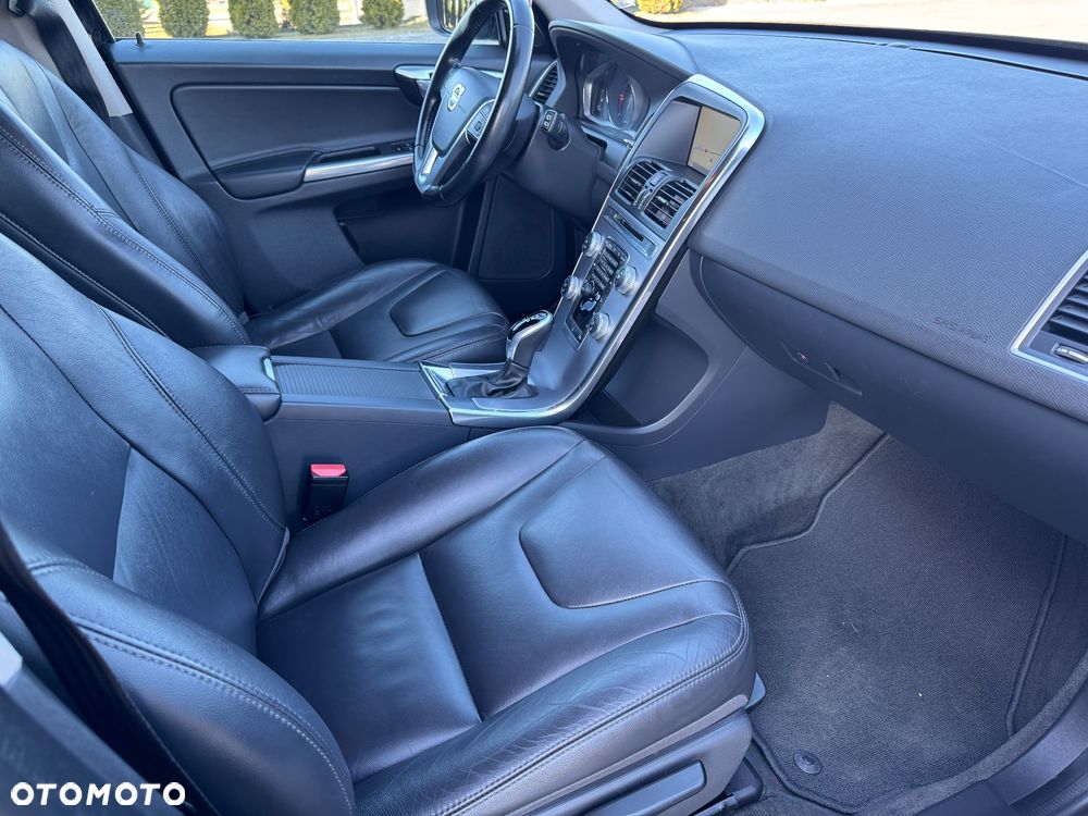 Volvo XC 60 D3 Drive-E Summum - 14