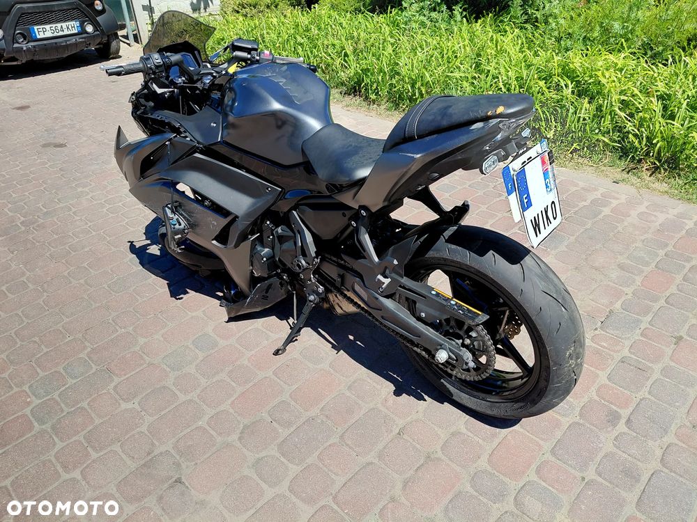Kawasaki Ninja - 3