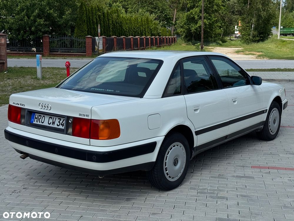 Audi 100 - 6