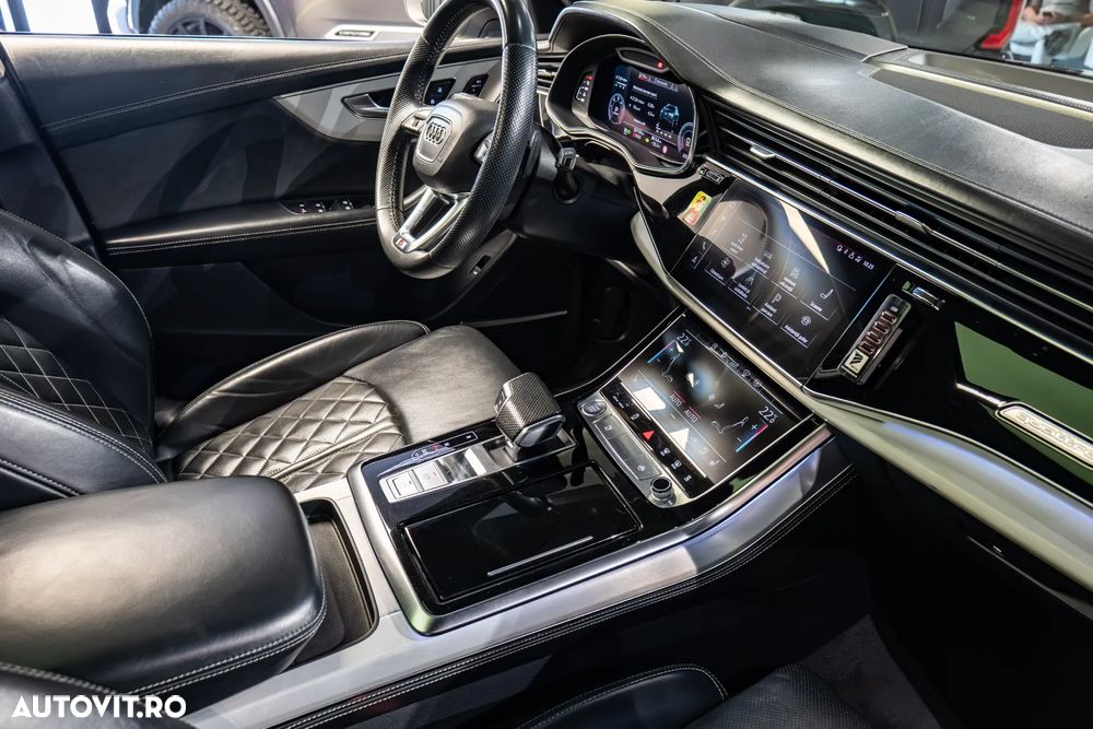 Audi Q8 - 28