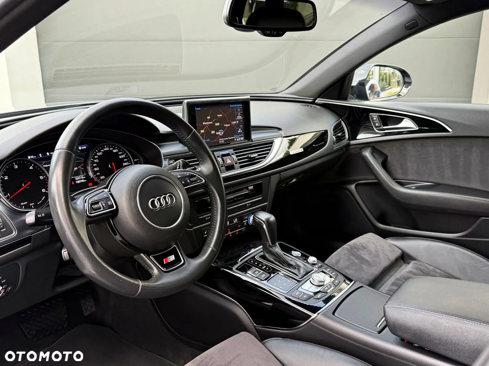 Audi A6 Avant 2.0 TDI quattro S tronic - 18