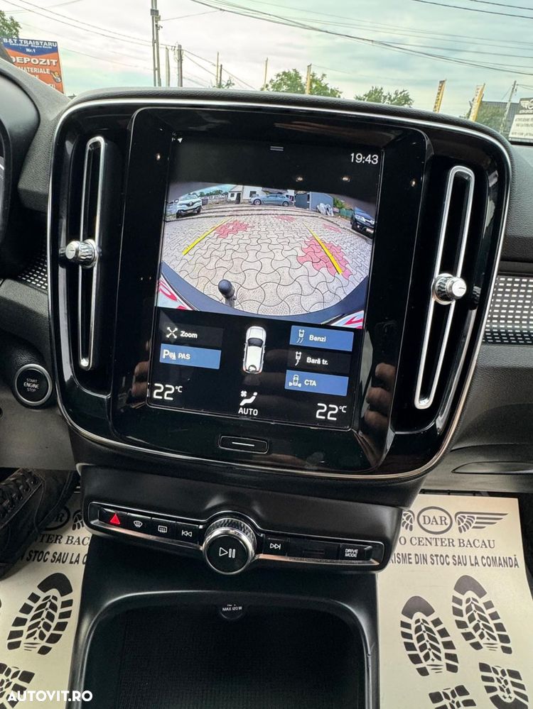 Volvo XC 40 - 12