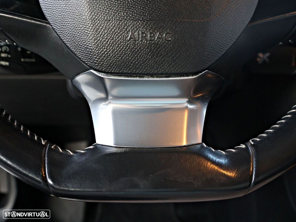 Peugeot 308 1.6 e-HDi Active J17 - 45