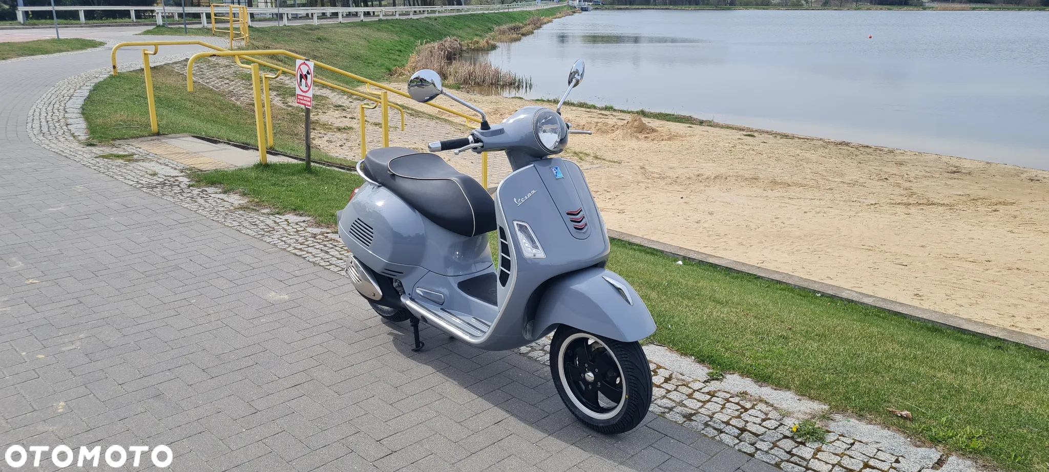 Vespa GTS - 16