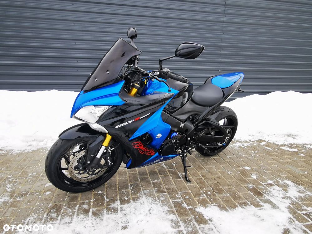Suzuki GSX - 4