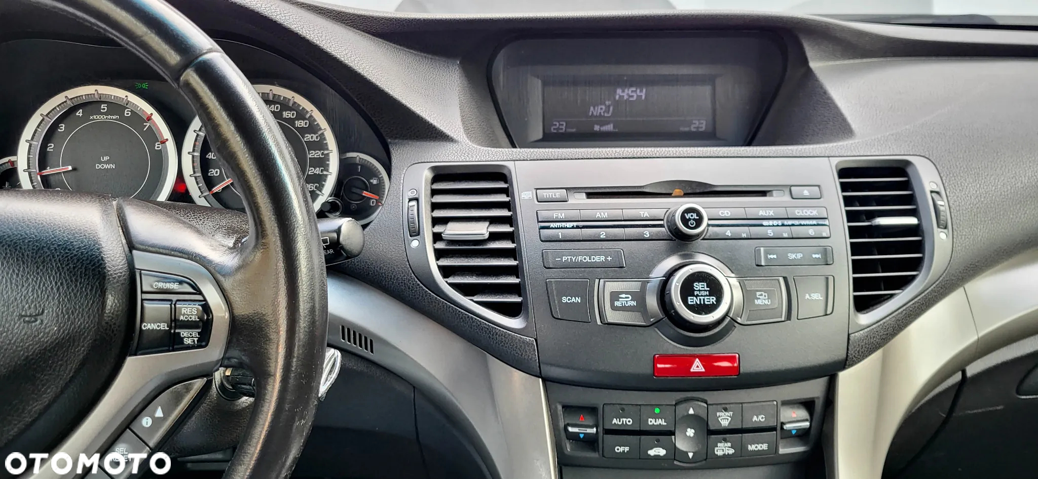 Honda Accord 2.0 Elegance - 22