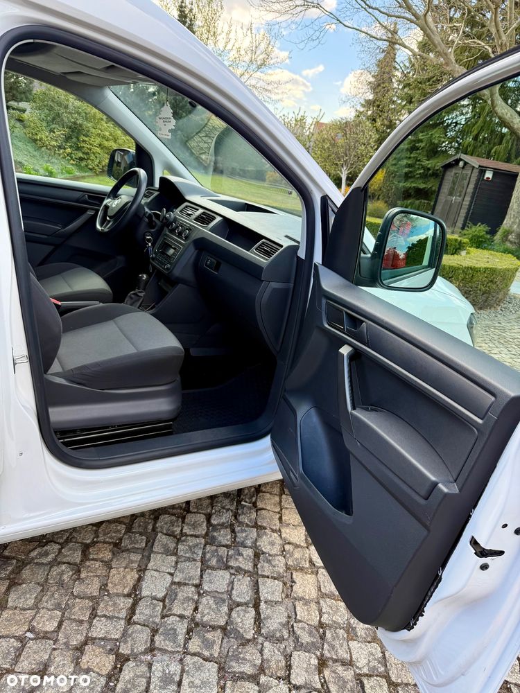 Volkswagen Caddy - 11