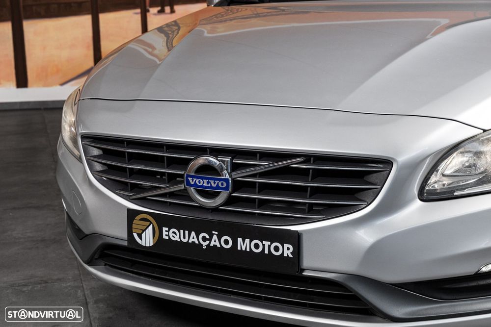 Volvo V60 2.0 D4 Summum - 6
