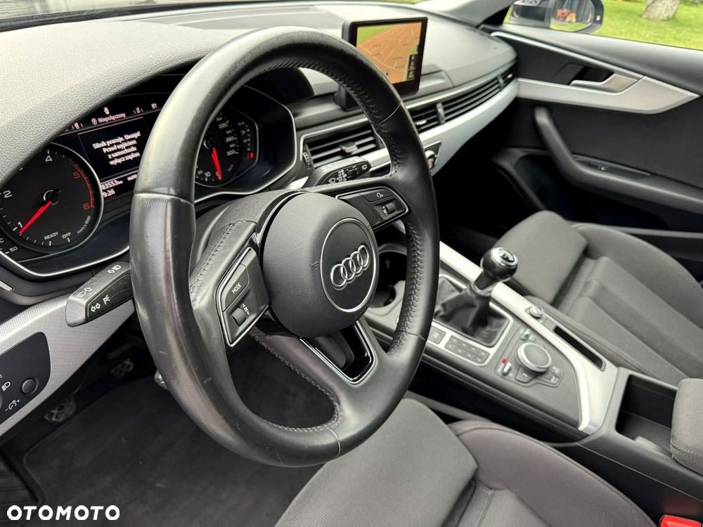Audi A4 Avant 2.0 TDI ultra sport - 31