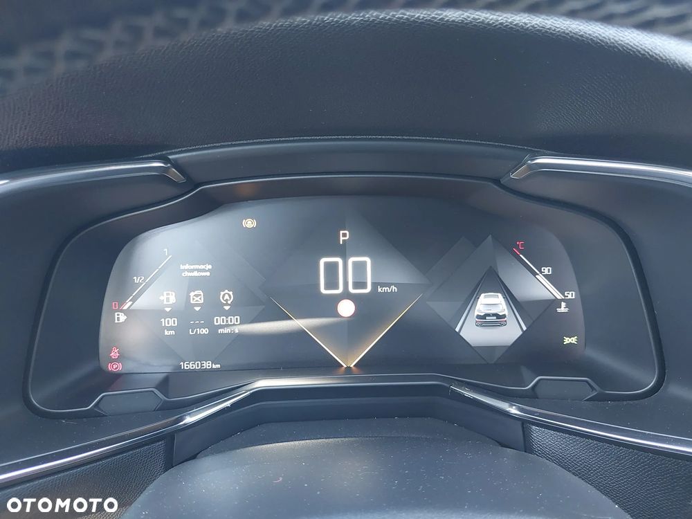 DS Automobiles DS 7 Crossback 1.6 PureTech Grand Chic - 16