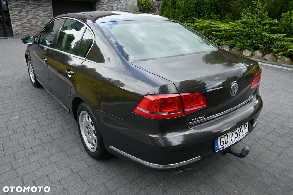Volkswagen Passat 2.0 TDI Highline - 4