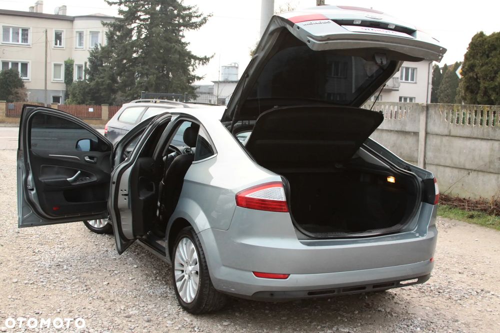 Ford Mondeo 2.0 TDCi Titanium - 18