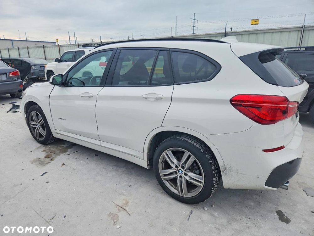 BMW X1 - 2