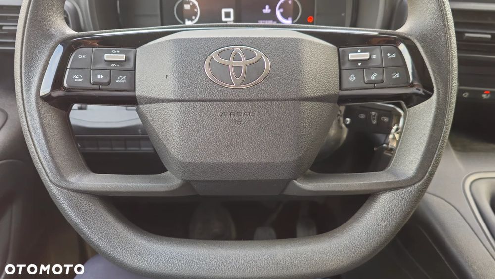 Toyota Proace City - 12
