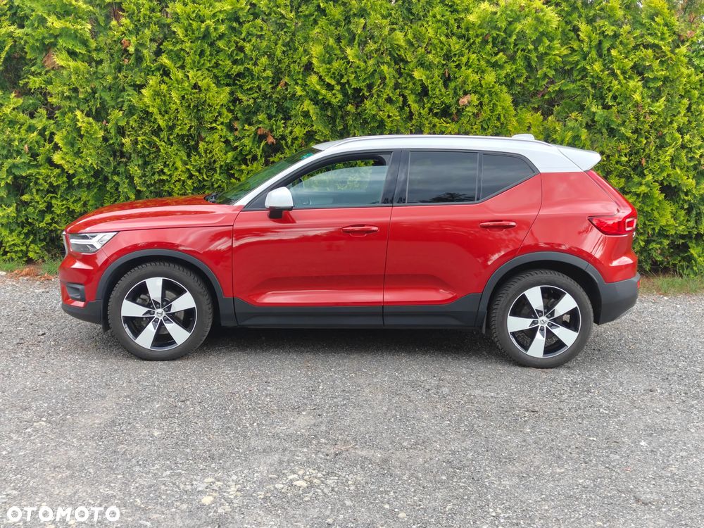 Volvo XC 40 T4 AWD Geartronic Momentum Pro - 9