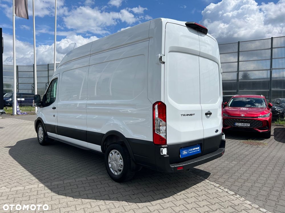 Ford Transit - 11