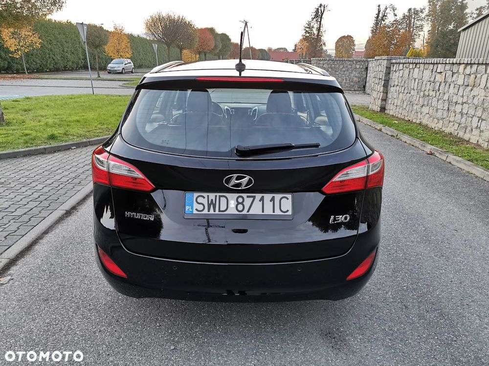 Hyundai i30 1.4 Premium - 12