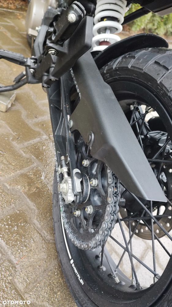 Husqvarna Svartpilen - 15