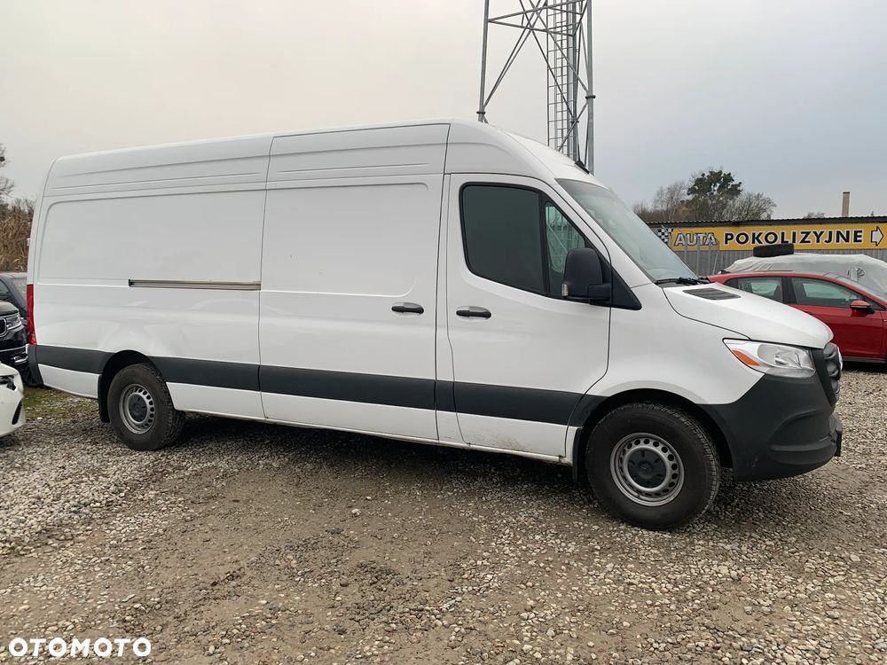 Mercedes-Benz Sprinter - 4