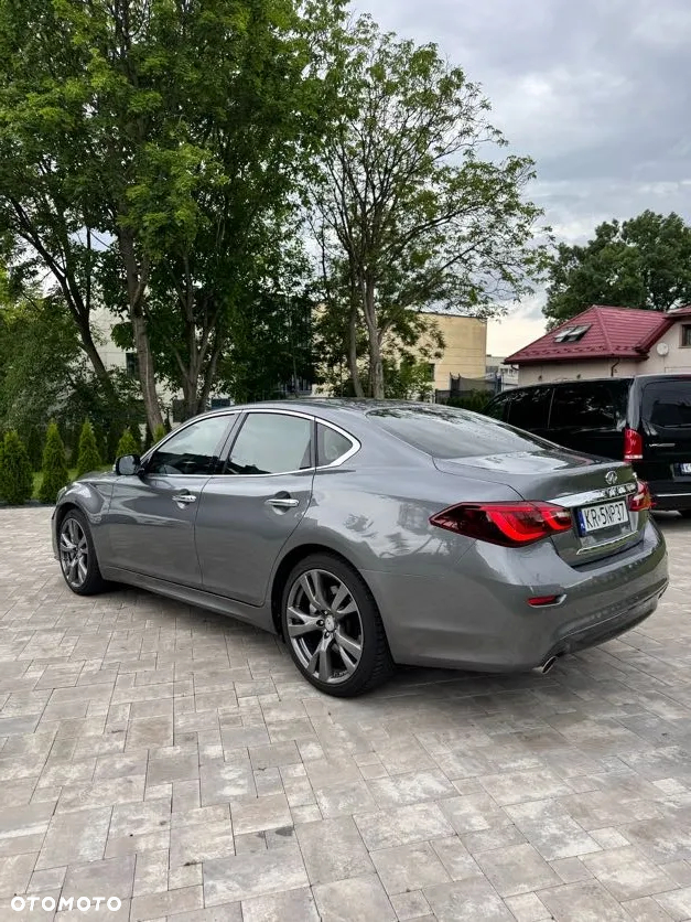 Infiniti Q70 2.2d Sport - 10