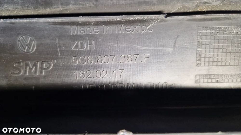 VOLKSWAGEN JETTA RAMKA TABLICY REJSTRACYJNEJ 5C6807287F - 3