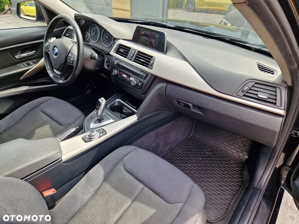 BMW Seria 3 - 17