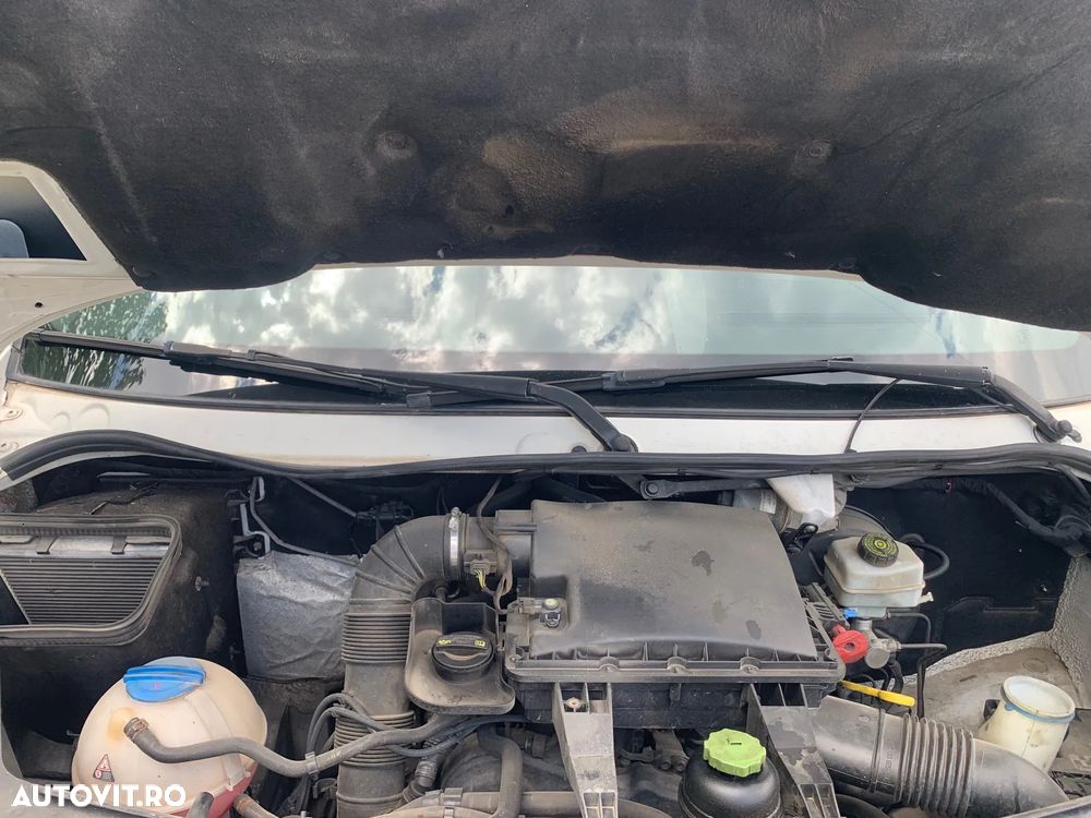 Volkswagen Crafter - 8