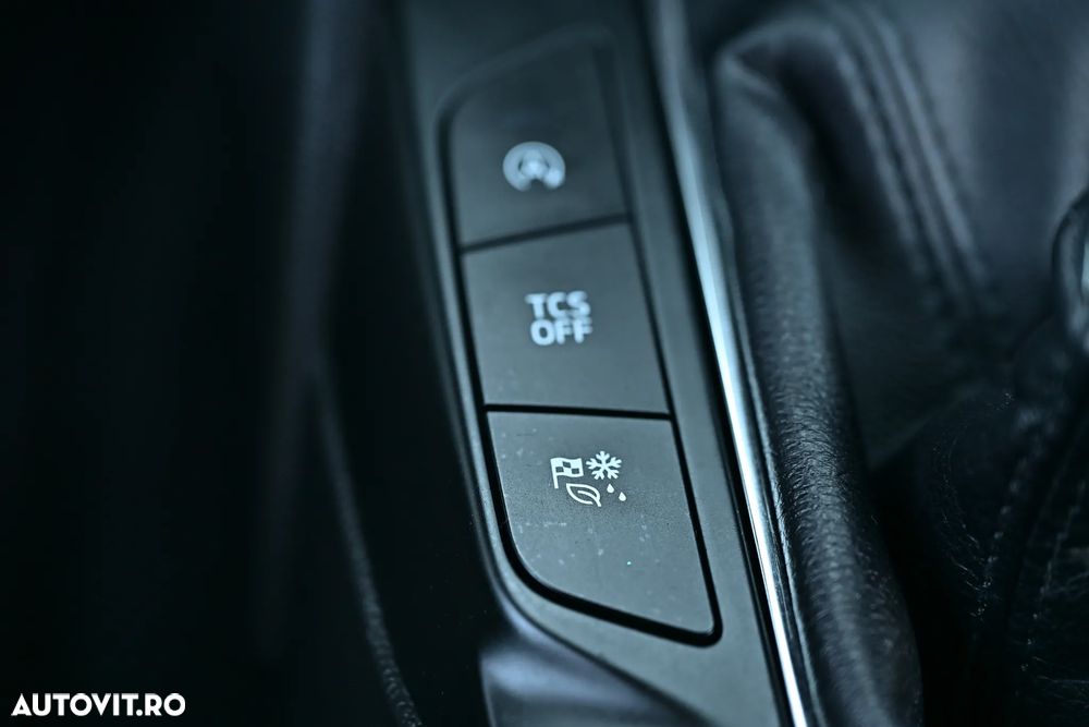 Ford Focus 1.0 EcoBoost Trend Edition - 22