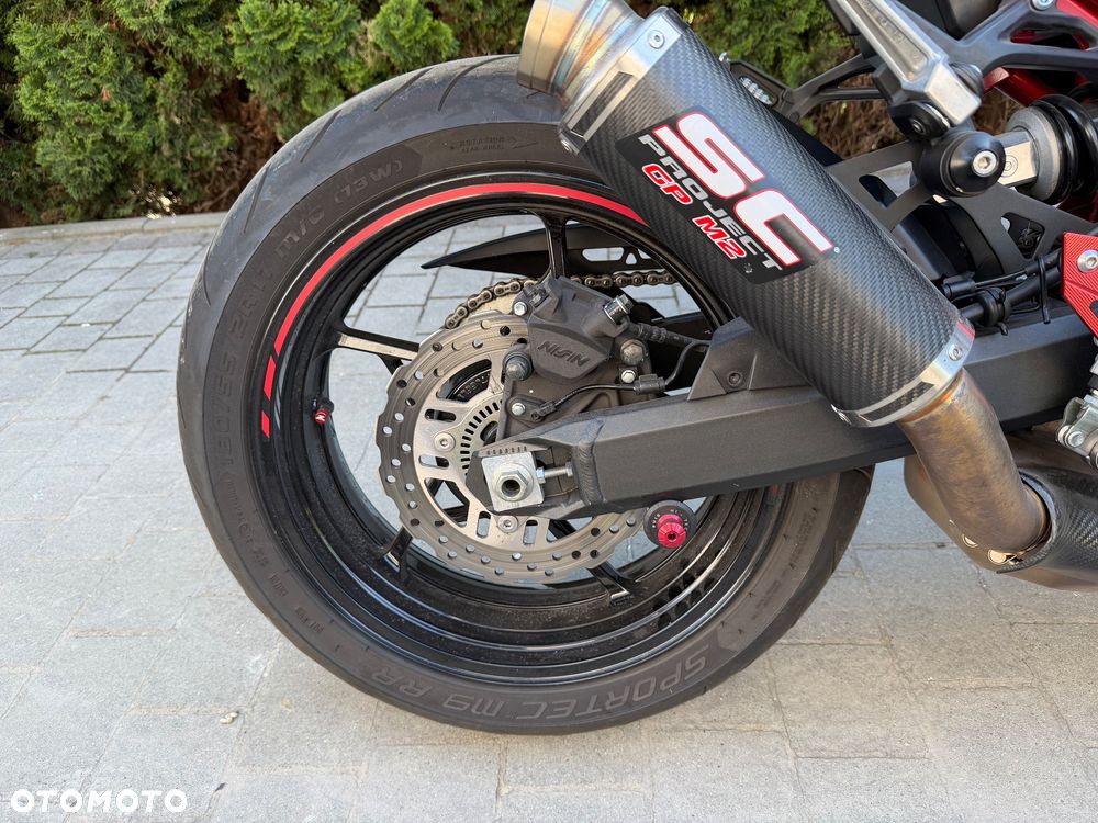 Kawasaki Z 900 - 17