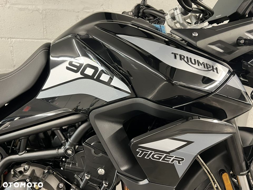 Triumph Tiger - 13