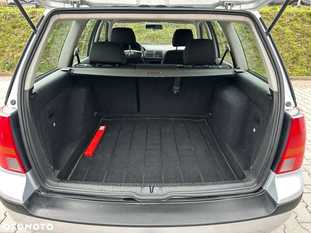 Volkswagen Golf 1.6 Basis - 13