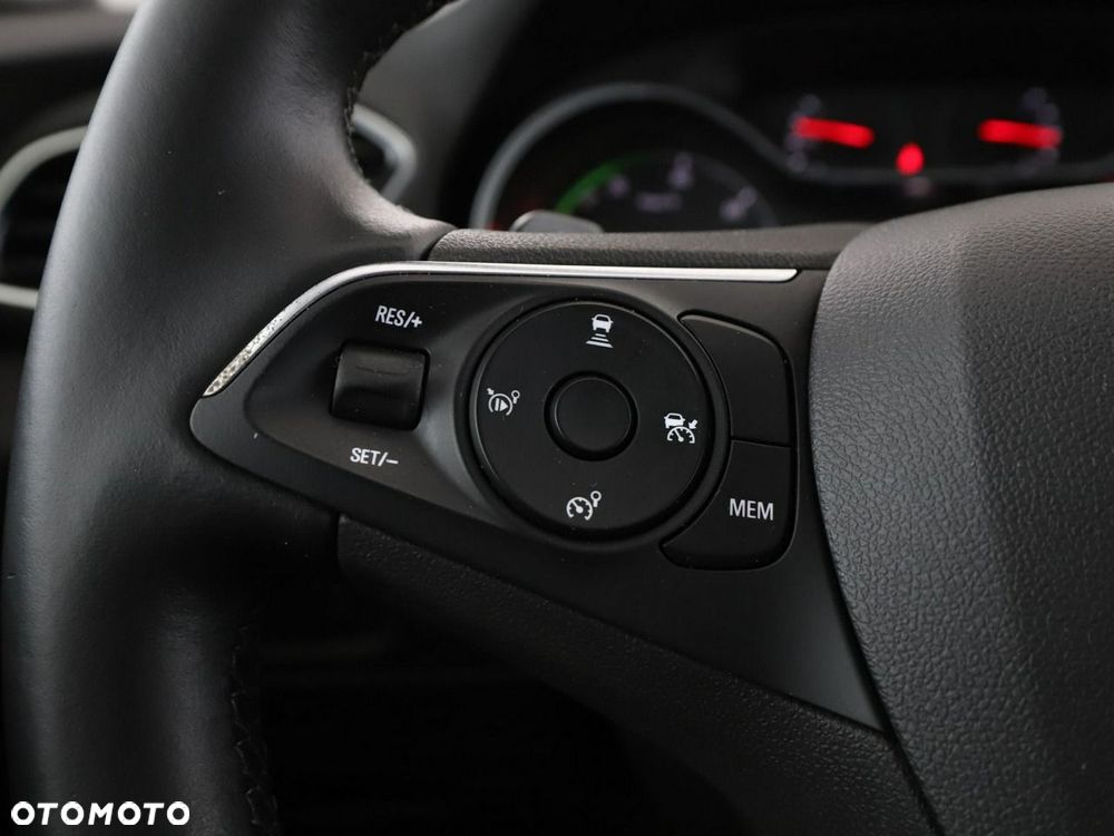 Opel Grandland X Plug-in-Hybrid4 1.6 DI Start/Stop INNOVATION - 34