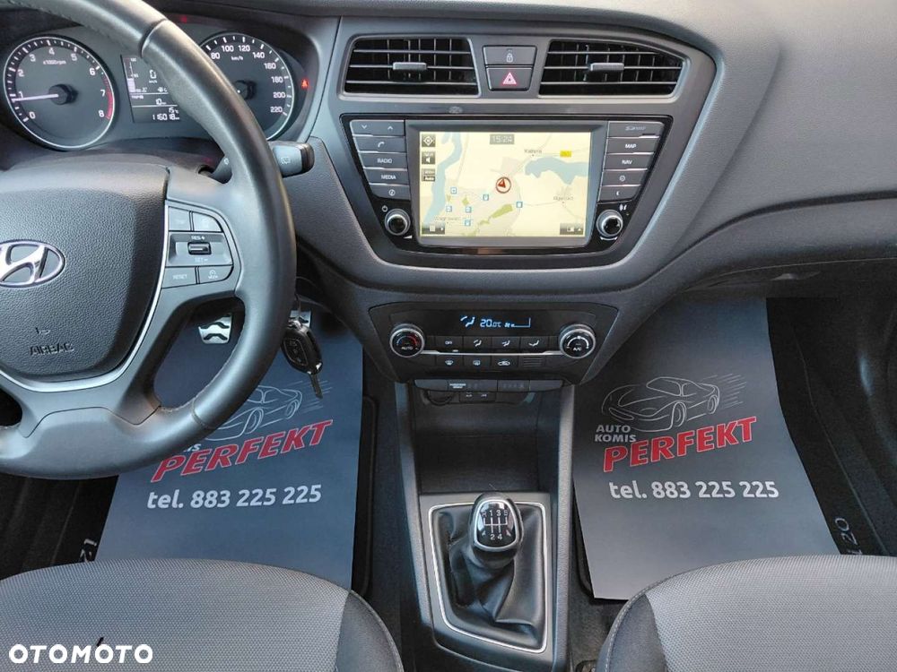 Hyundai i20 - 20