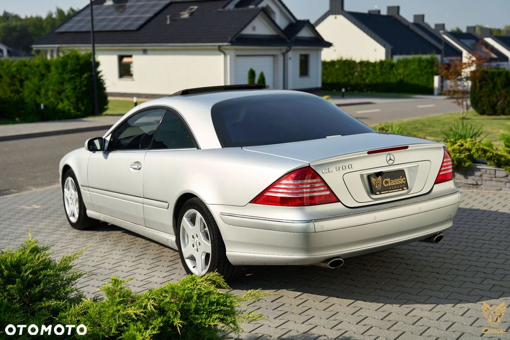 Mercedes-Benz CL 500 - 8