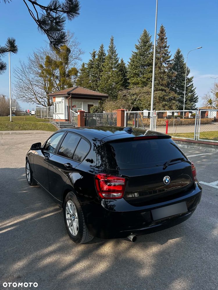 BMW Seria 1 118d - 4