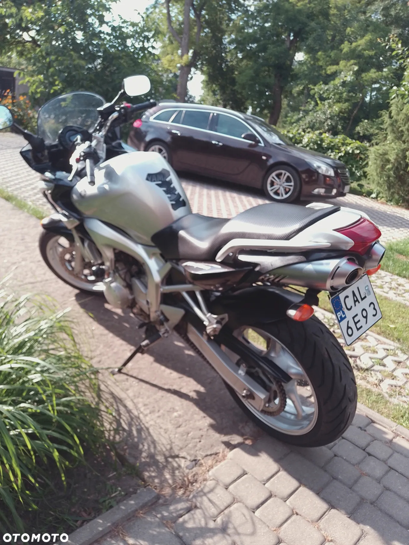 Yamaha FZ6 - 11