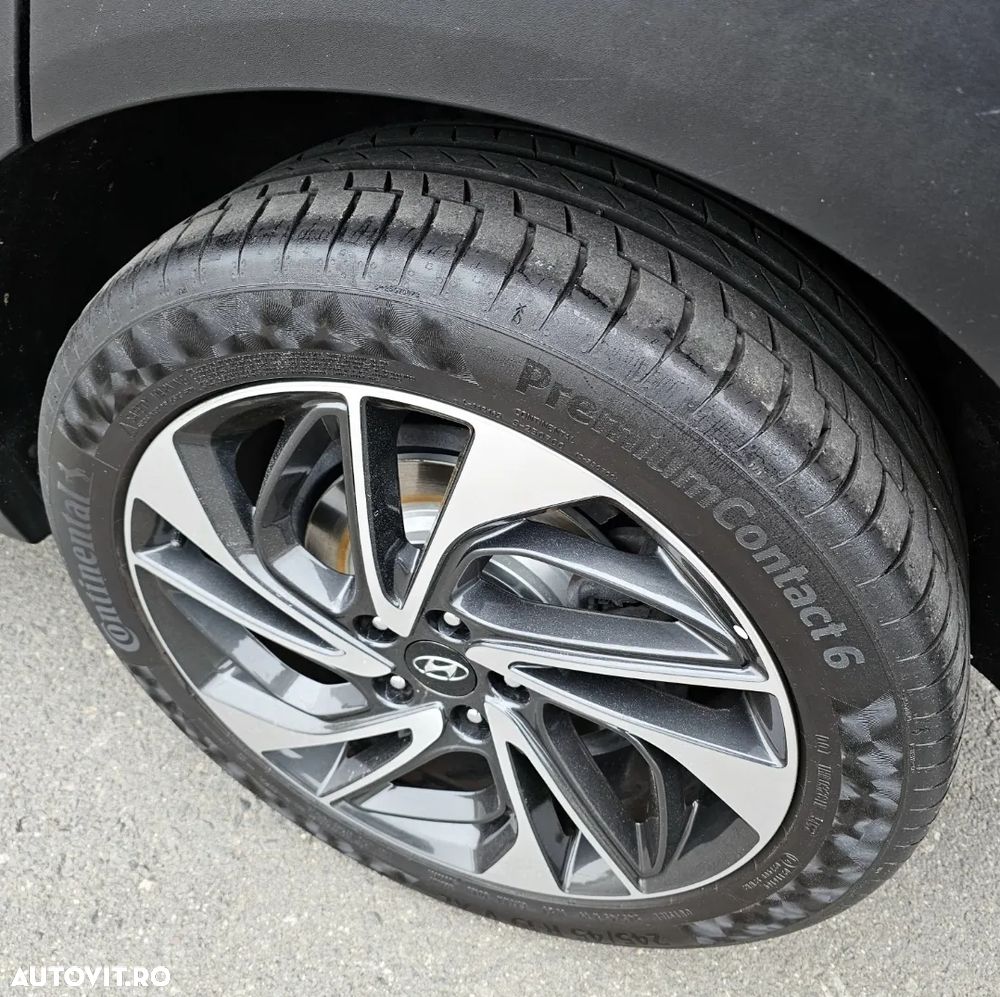 Hyundai Tucson 2.0 CRDI 4WD Automatik Premium - 24