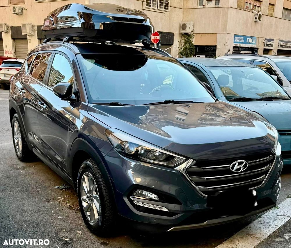 Hyundai Tucson - 2