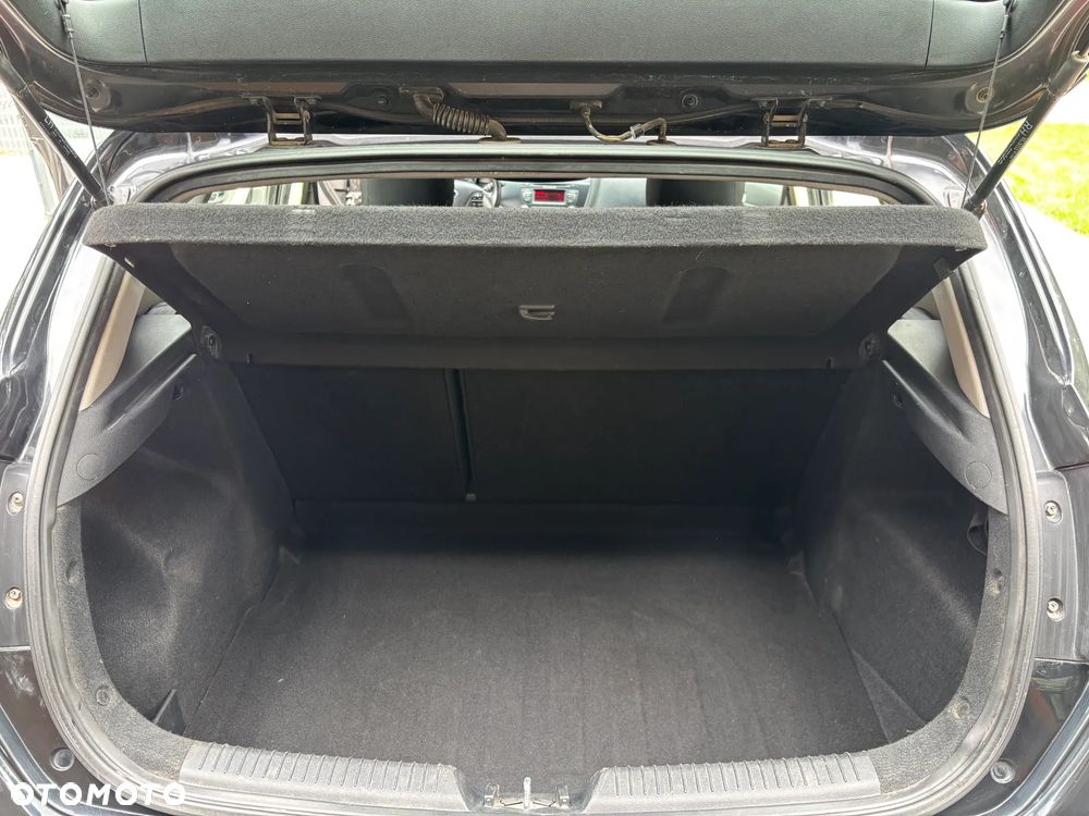 Kia Ceed 1.6 GDI L - 13